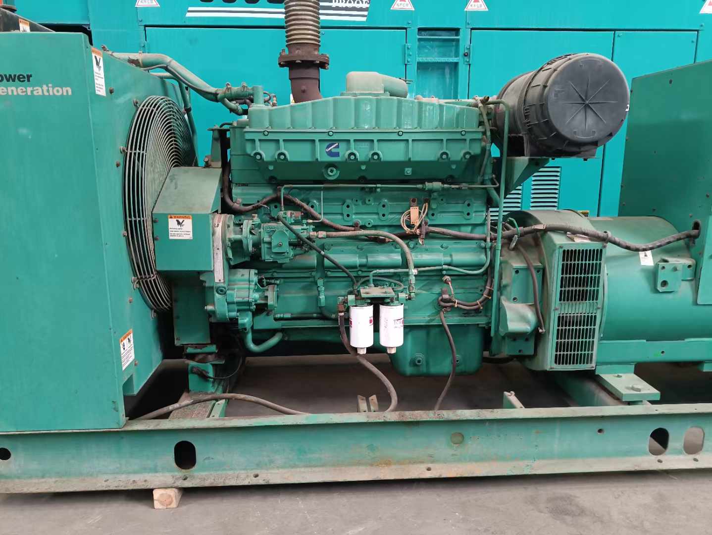 八宿过载会对 600kW 柴油发电机组造成哪些损害?