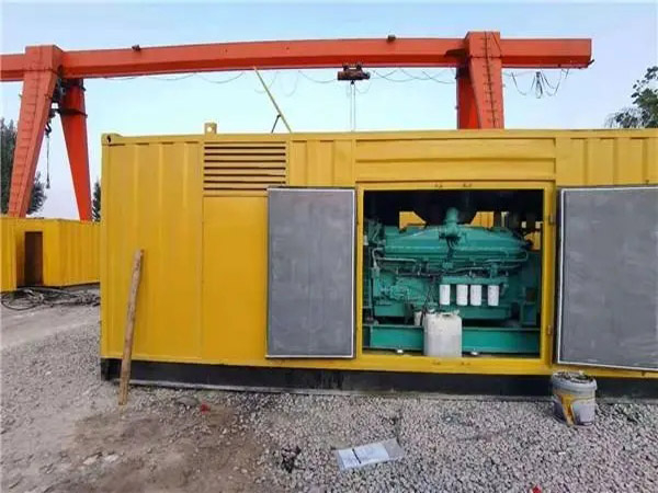 八宿冬季低温环境下，500KW发电机组应该选择什么类型的启动电瓶？